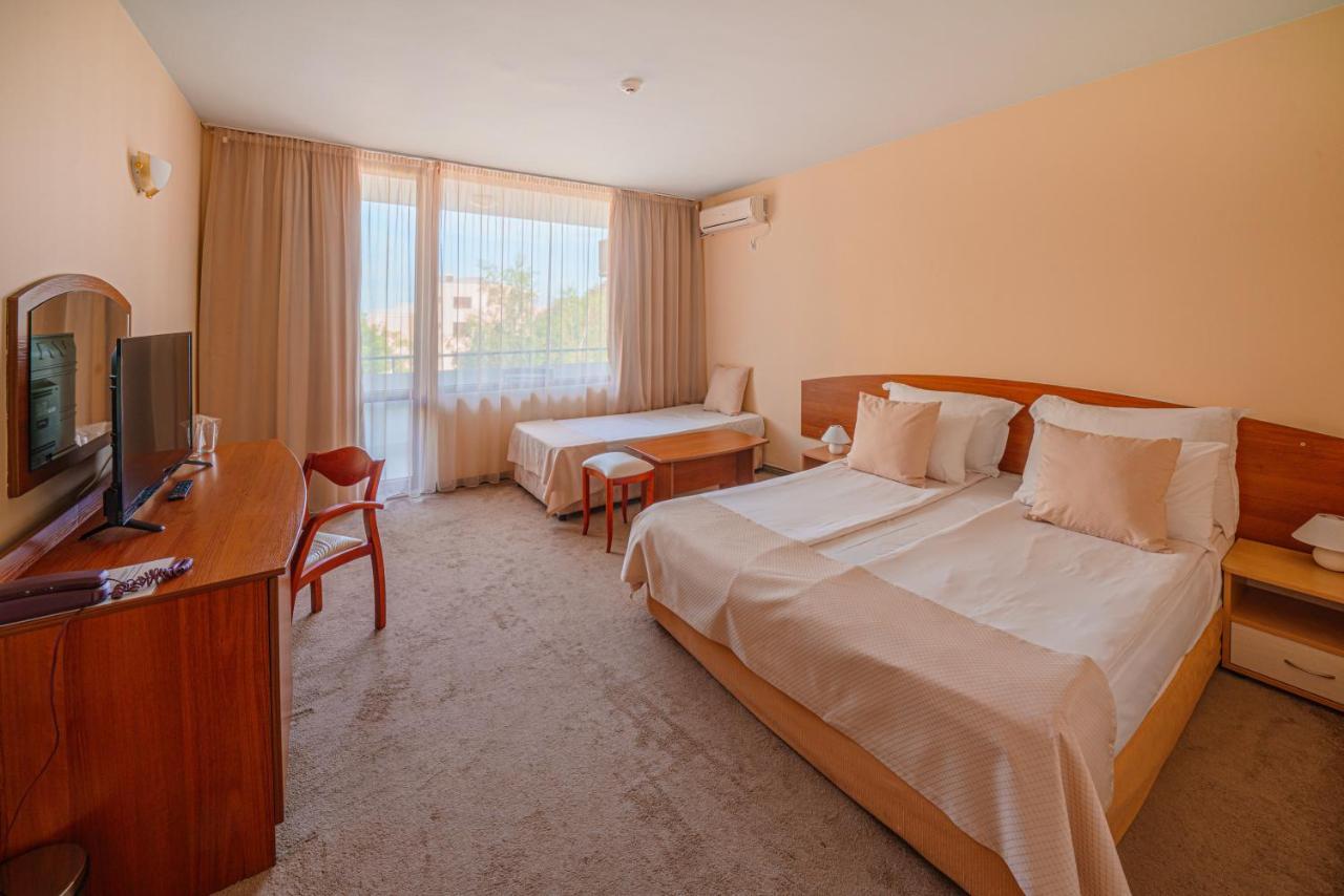 Perla Plaza Hotel Primorsko Eksteriør bilde