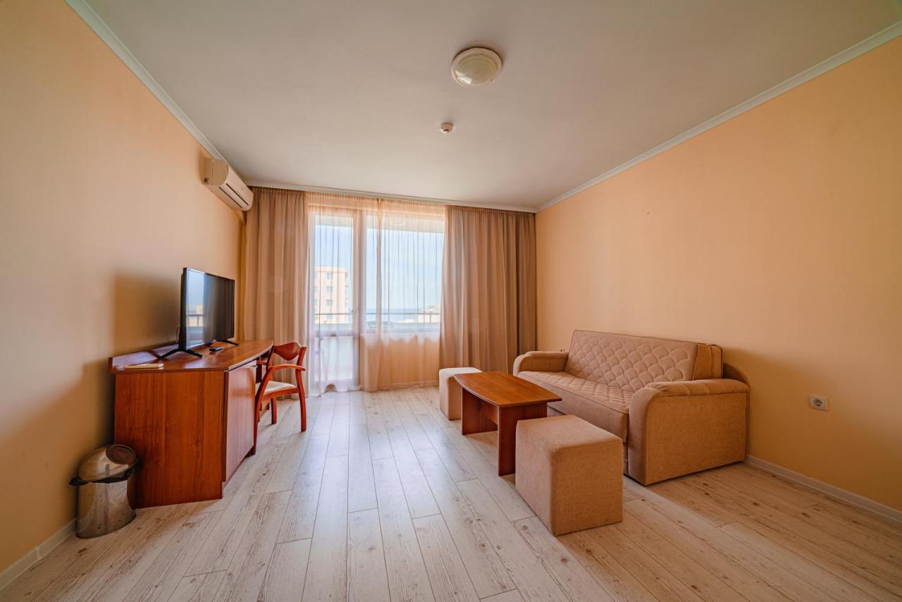 Perla Plaza Hotel Primorsko Eksteriør bilde