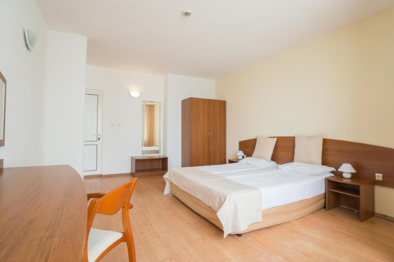 Perla Plaza Hotel Primorsko Eksteriør bilde