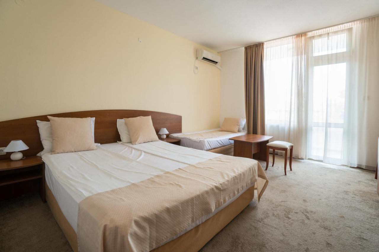 Perla Plaza Hotel Primorsko Eksteriør bilde