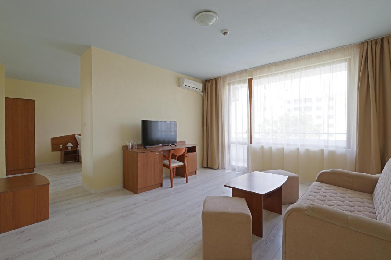 Perla Plaza Hotel Primorsko Eksteriør bilde